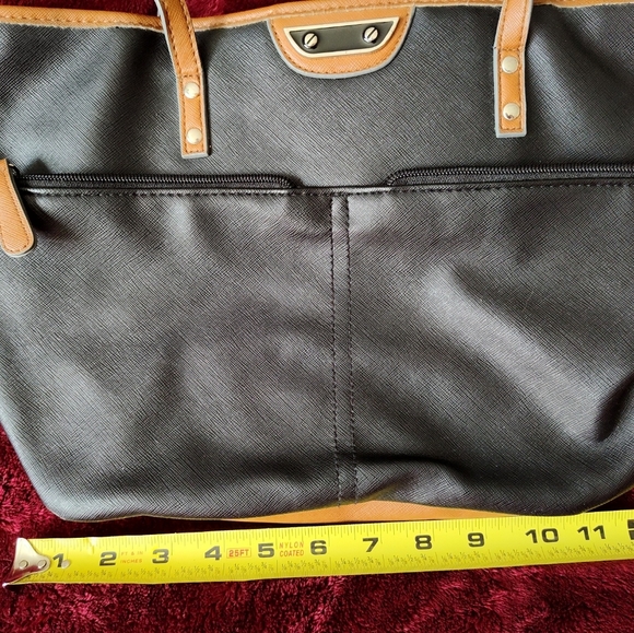 Women's black handbag with brown trim lots of pockets and space - Picture 2 of 4
